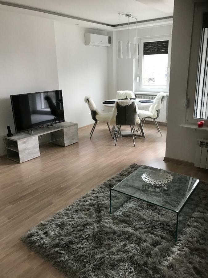 בלגרד Apartman Oslo מראה חיצוני תמונה
